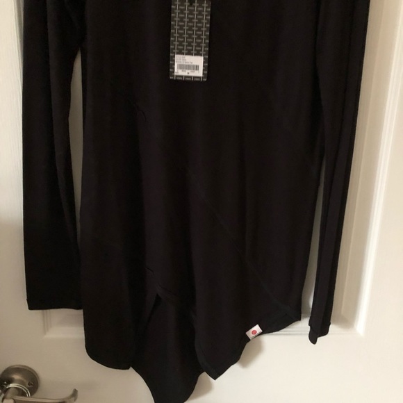 VIMMIA Active Black Serenity LS Boat Neck Splice Top Size Medium - Picture 2 of 5